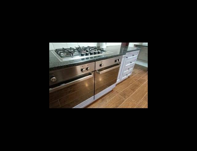 5 BEDROOM HOUSE FOR SALE IN BRENTHURST